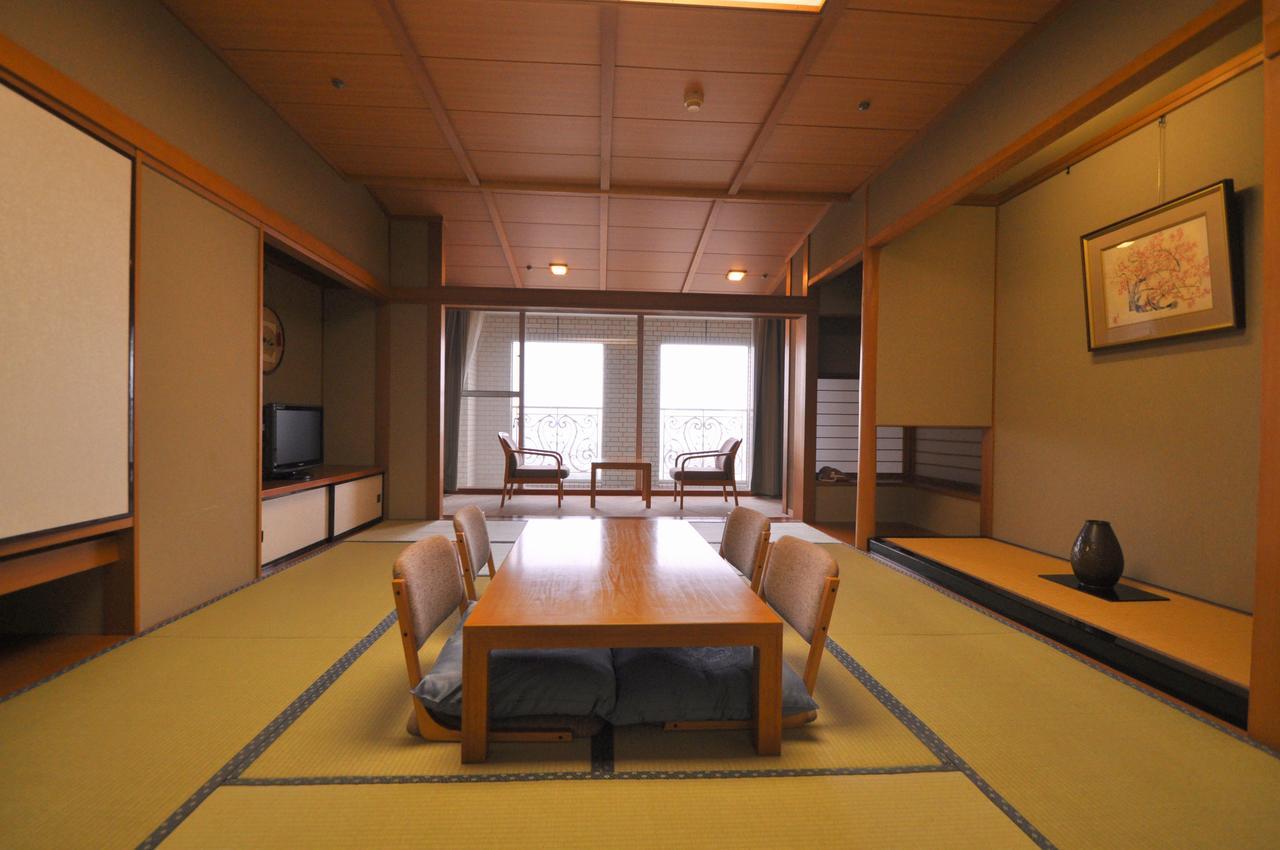 Shizuoka Country Hamaoka Course & Hotel Omaezaki Exterior photo